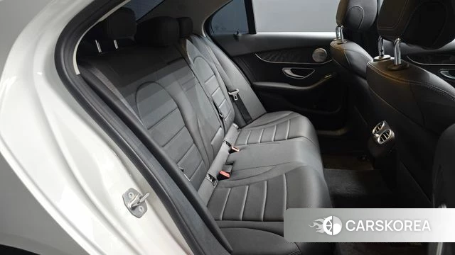 Mercedes-Benz C-Class W205 2019 Белый из Кореи, фото 2