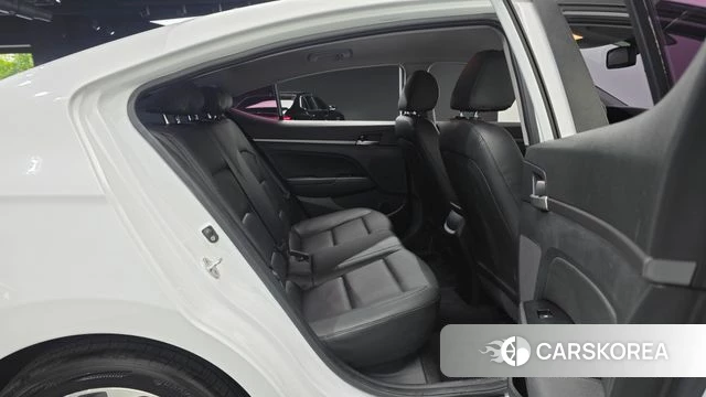 Hyundai Avante AD 2018 Белый из Кореи, фото 2