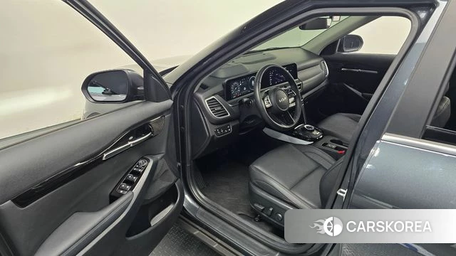 Kia The New Seltos 2023 Серый из Кореи, фото 2