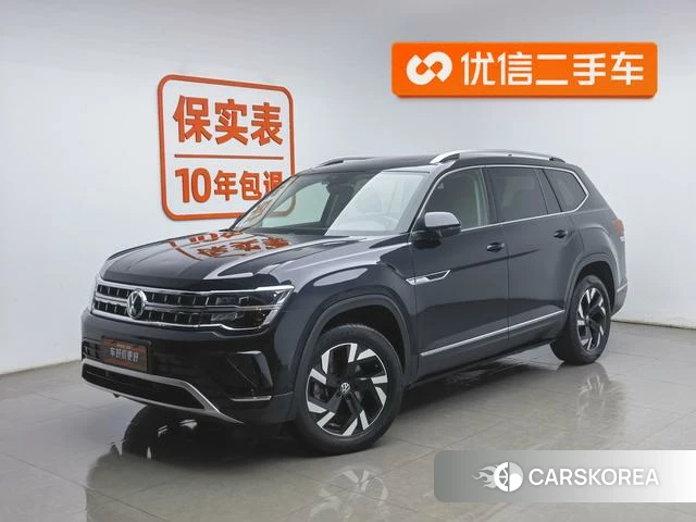 Volkswagen Tourang 2022 Черный из Китая, фото 2