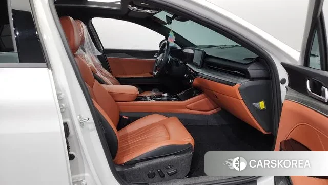 Kia The New K5 3rd generation 2024 Белый из Кореи, фото 2