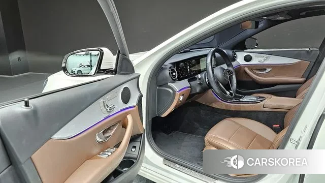 Mercedes-Benz E-Class W213 2020 Белый из Кореи, фото 2