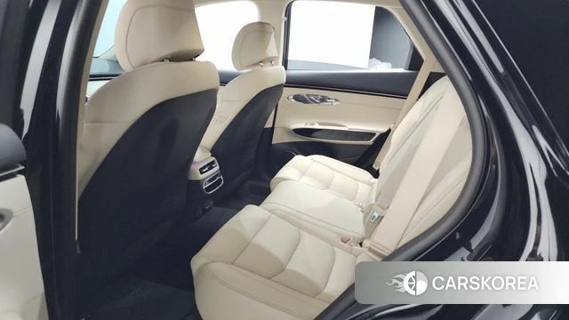 Genesis GV70 2022 Черный из Кореи, фото 2
