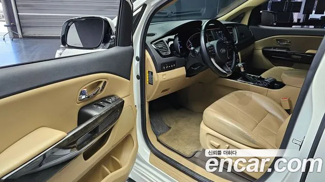 Kia The New Carnival 2019 Белый из Кореи, фото 2