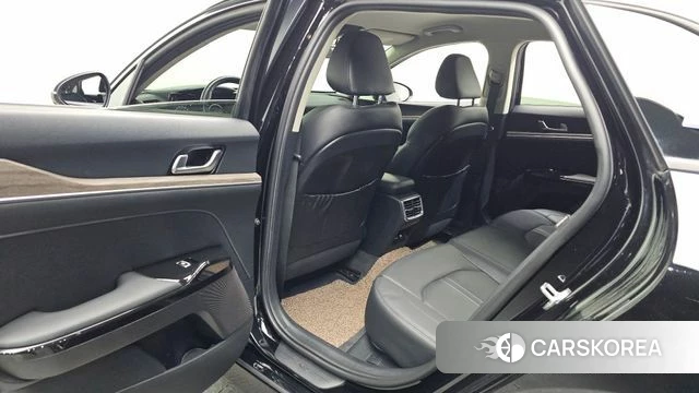 Kia K5 3rd generation 2021 Черный из Кореи, фото 2