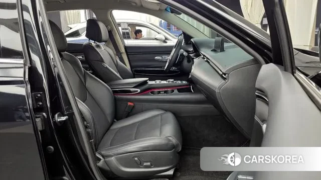 Genesis GV70 2022 Черный из Кореи, фото 2