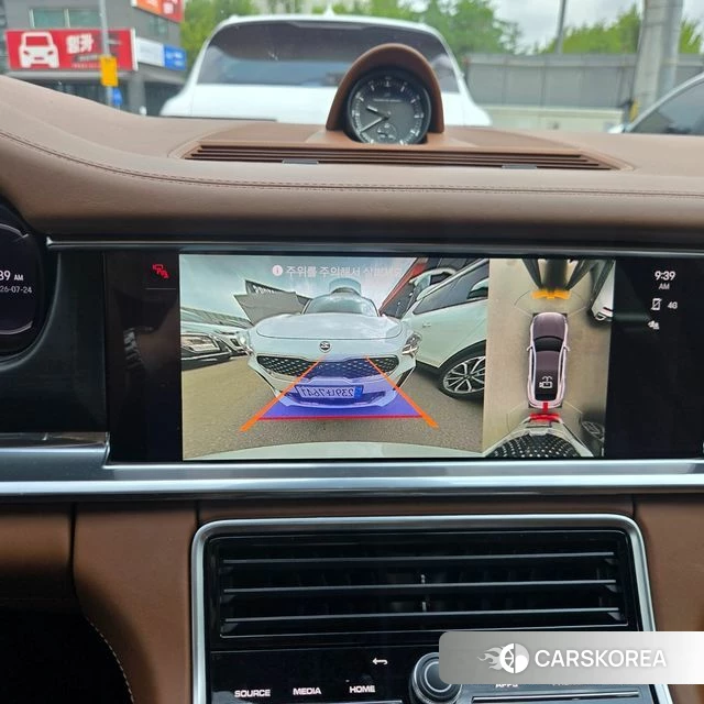 Porsche Panamera (971) 2023 Серебристо-серый из Кореи, фото 2