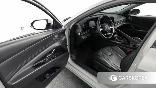 Hyundai The New Avante (CN7) 2024 Серый из Кореи, фото 2