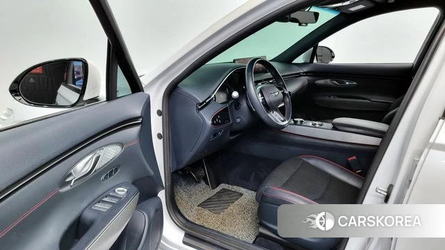 Genesis GV70 2021 Белый из Кореи, фото 2