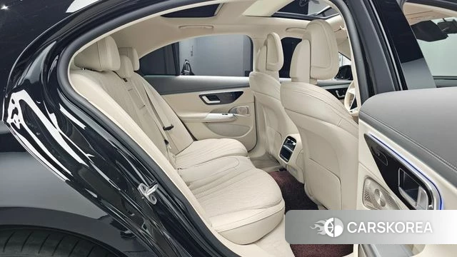 Mercedes-Benz E-Class W214 2025 Черный из Кореи, фото 2
