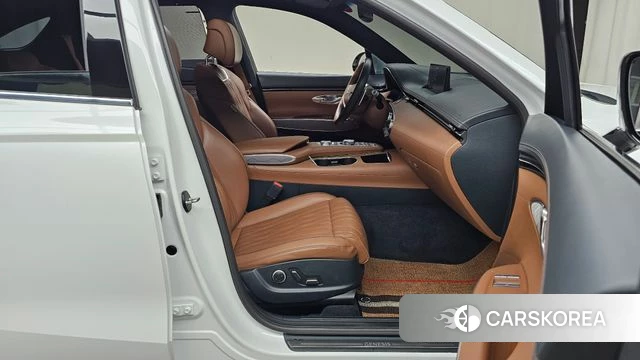 Genesis GV70 2021 Белый из Кореи, фото 2
