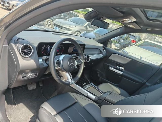 Mercedes-Benz GLB 2024 Темно-серый из Китая, фото 2