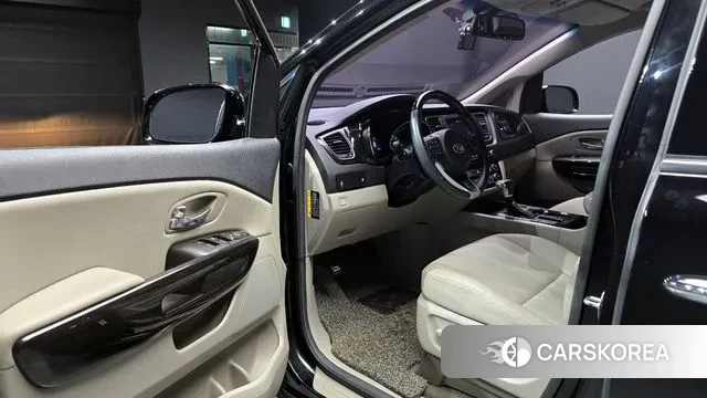 Kia The New Carnival 2018 Черный из Кореи, фото 2