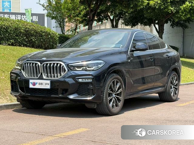 BMW X6 2021 Черный из Китая, фото 2