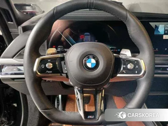 BMW 7 Series (G70) 2024 Черный из Кореи, фото 2