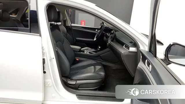 Kia K5 3rd generation 2023 Белый из Кореи, фото 2