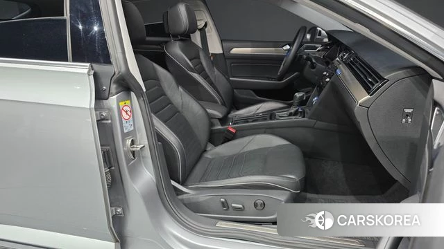 Volkswagen Arteon 2020 Серебряный из Кореи, фото 2