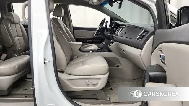 Kia All New Carnival 2018 Белый из Кореи, фото 2