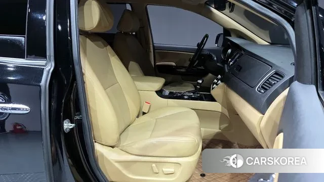 Kia The New Carnival 2019 Черный из Кореи, фото 2