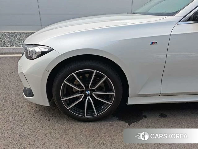 BMW 3 series 2025 Белый из Китая, фото 2
