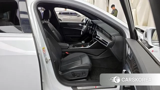 Audi A6 (C8) 2022 Белый из Кореи, фото 2