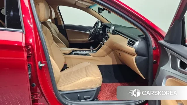 Genesis The New G70 2023 Красный из Кореи, фото 2