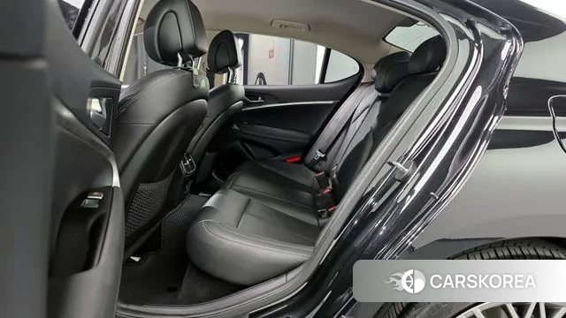 Genesis The New G70 2022 Черный из Кореи, фото 2