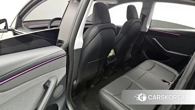 Tesla Model Y 2025 Черный из Кореи, фото 2