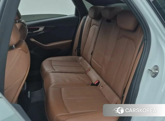 Audi A4 (B9) 2021 Белый из Кореи, фото 2