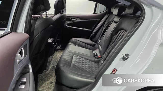 Genesis G70 2018 Белый из Кореи, фото 2