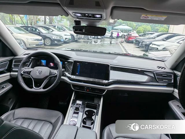 Volkswagen Tourang 2023 Черный из Китая, фото 2