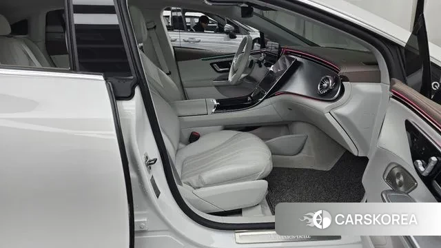 Mercedes-Benz EQE V295 2023 Белый из Кореи, фото 2