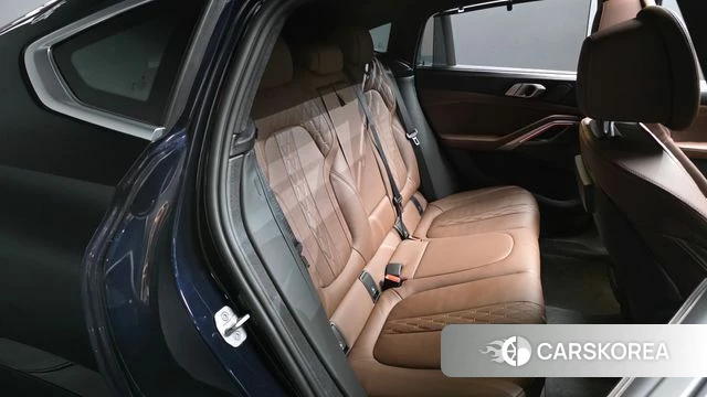 BMW X6 (G06) 2023 Черный из Кореи, фото 2