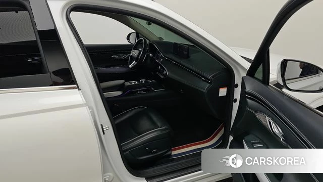 Genesis Electrified GV70 2022 Белый из Кореи, фото 2