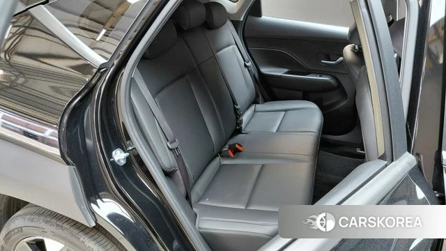 Hyundai Kona (SX2) 2023 Черный из Кореи, фото 2