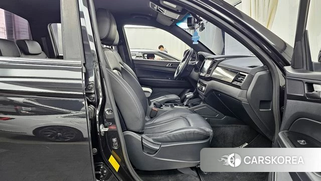 Ssangyong Rexton Sports 2021 Черный из Кореи, фото 2