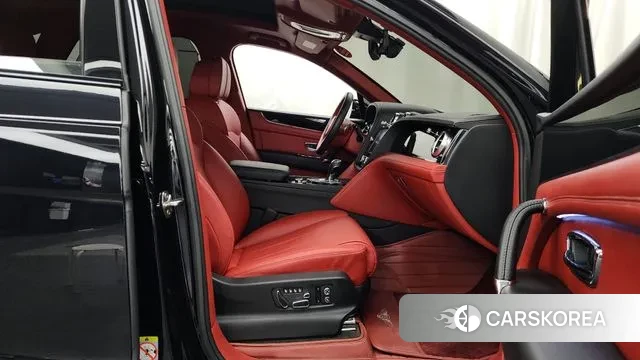 Bentley Bentayga 2020 Черный из Кореи, фото 2