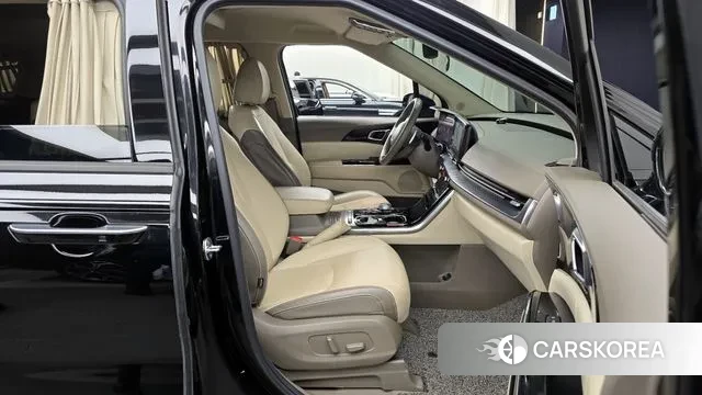 Kia Carnival 4th generation 2022 Черный из Кореи, фото 2