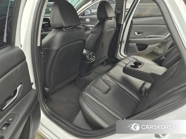 Hyundai Avante (CN7) 2022 Белый из Кореи, фото 2