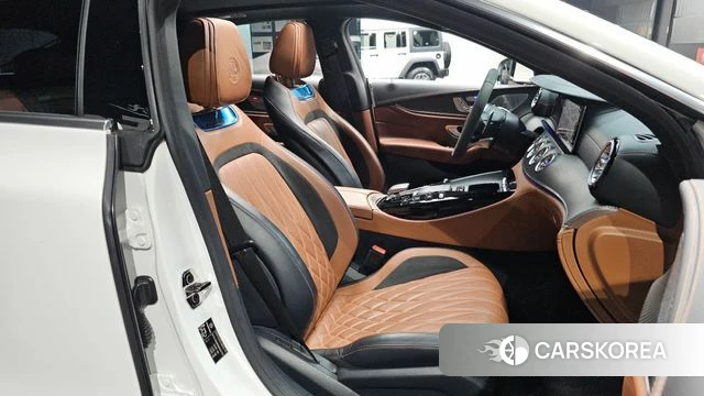 Mercedes-Benz AMG GT 2021 Белый из Кореи, фото 2