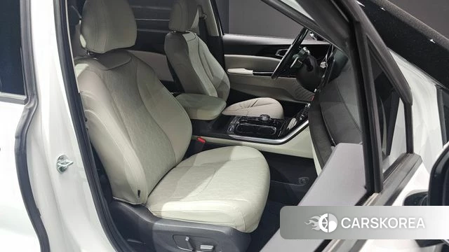 Kia Carnival 4th generation 2021 Белый из Кореи, фото 2