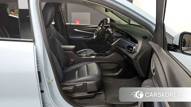 Chevrolet (GM Daewoo) Bolt EUV 2022 Небесно-голубой из Кореи, фото 2