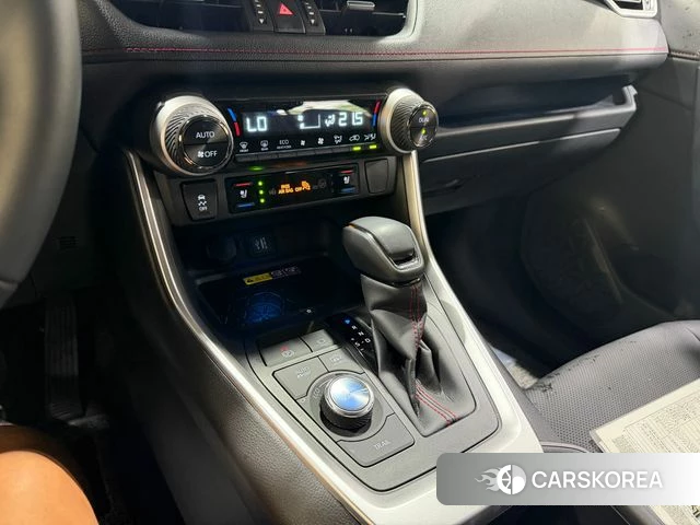 Toyota RAV4 5th Generation 2025 Белый из Кореи, фото 2