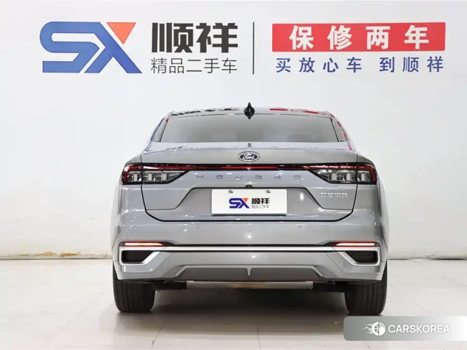 Ford Mondeo 2024 Silver/gray из Китая, фото 2