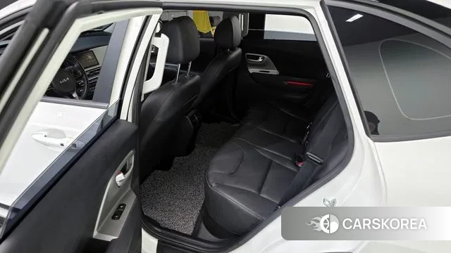 Kia Niro Plus 2022 Черный из Кореи, фото 2