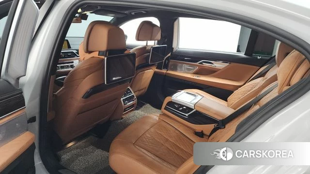 BMW 7 Series (G11) 2022 Белый из Кореи, фото 2