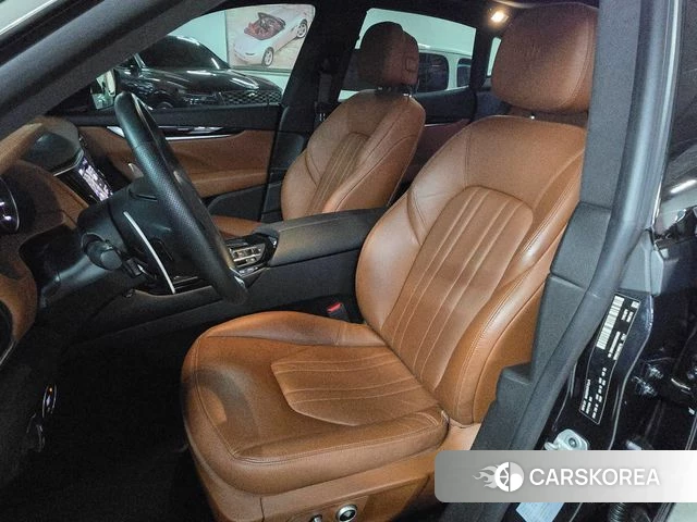 Maserati Levante 2022 Черный из Кореи, фото 2