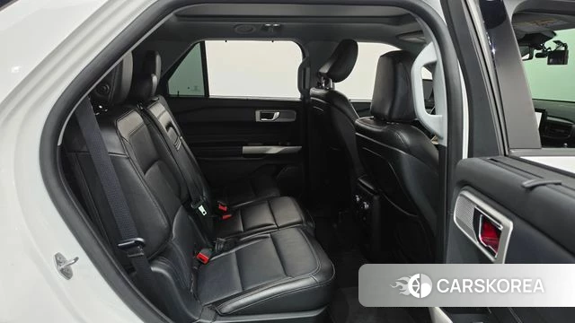 Ford Explorer 6th Generation 2020 Белый из Кореи, фото 2