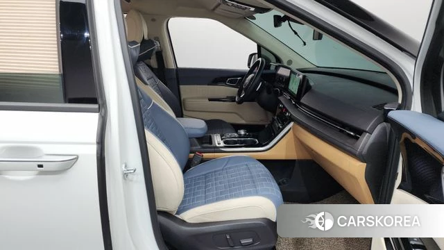 Kia Carnival 4th generation 2022 Белый из Кореи, фото 2