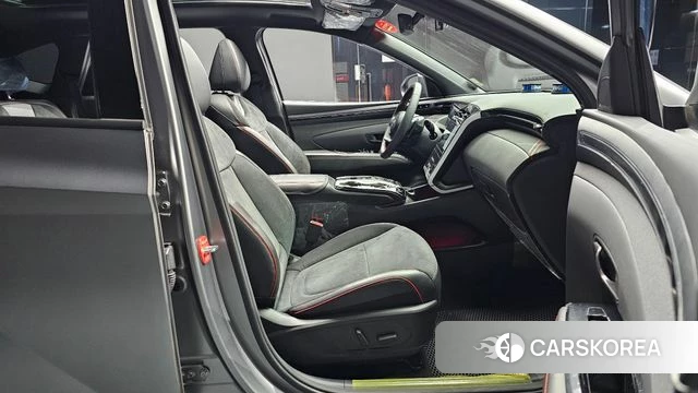 Hyundai Tucson (NX4) 2023 Серый из Кореи, фото 2